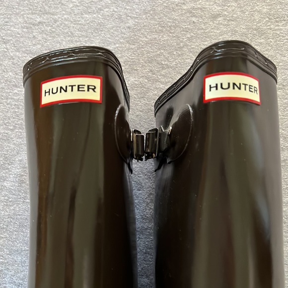 *NWOT* Hunter Brown Gloss Wellies - Picture 2 of 5